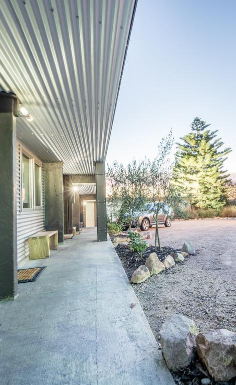 Orbost Motel Bagian luar foto